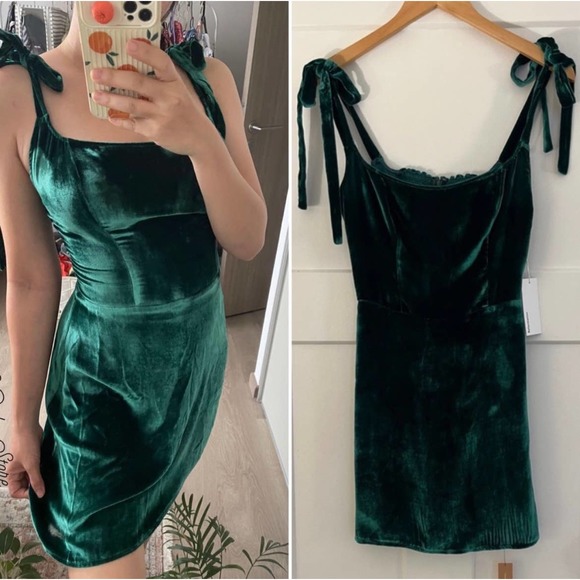 Reformation Dresses & Skirts - NWT Reformation Minna Velvet silk mini dress green emerald sleeveless SZ 2